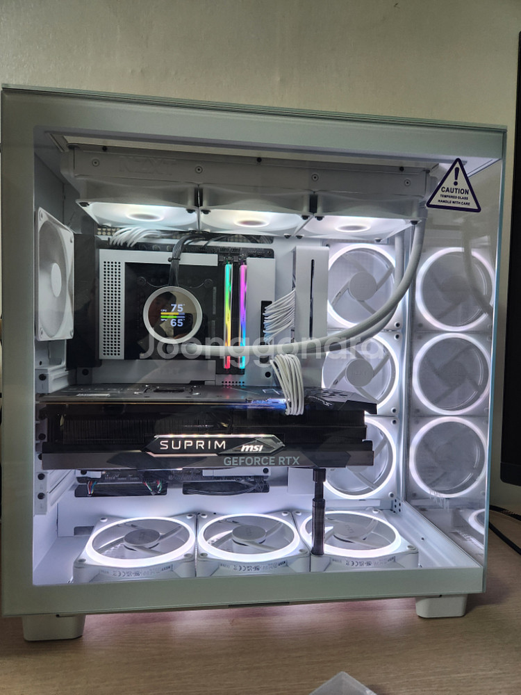 컴퓨터 본체 13900K MSI슈프림X4090--0