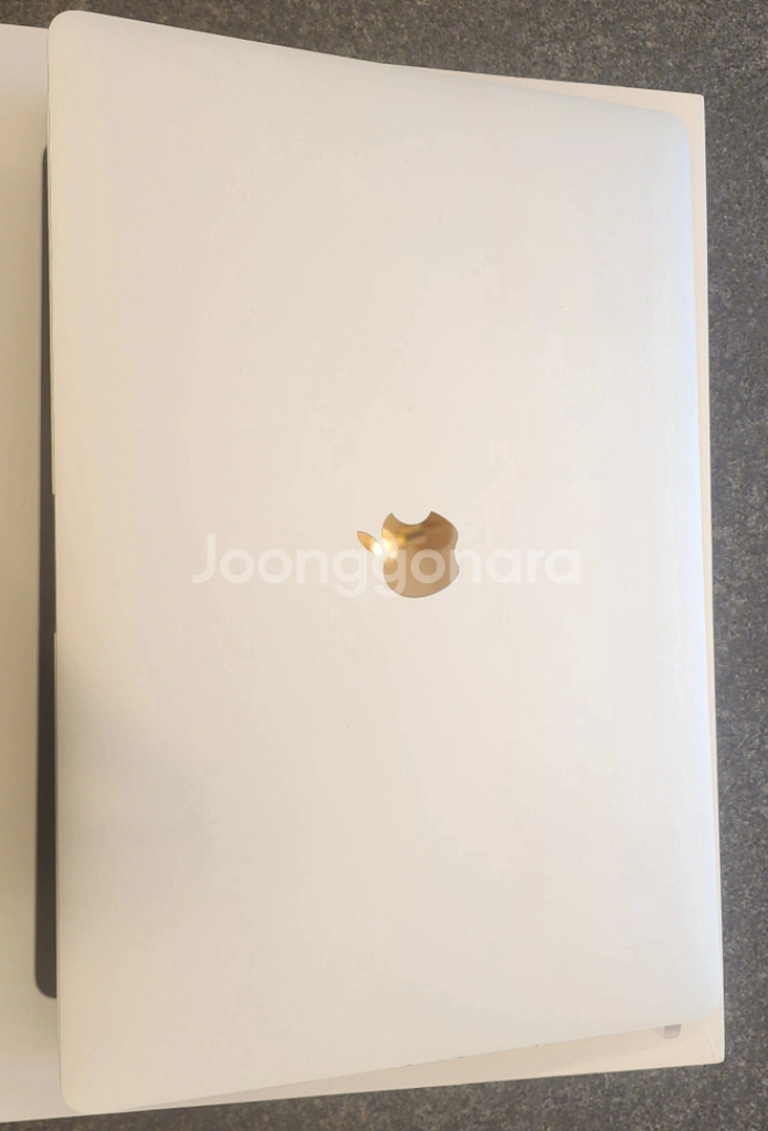 2020(A2141)맥북프로16인치 i9 8코어 램32--5