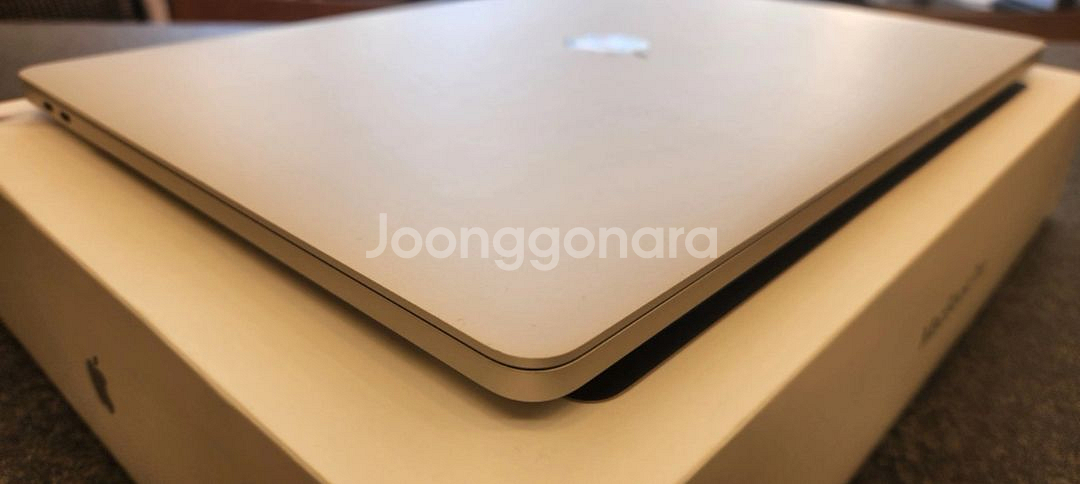 2020(A2141)맥북프로16인치 i9 8코어 램32--3