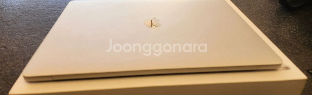 2020(A2141)맥북프로16인치 i9 8코어 램32--1