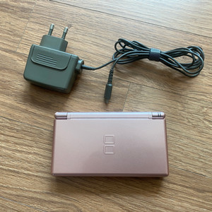 닌텐도 DS Lite