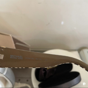 마이클코어스 선글라스 M2718