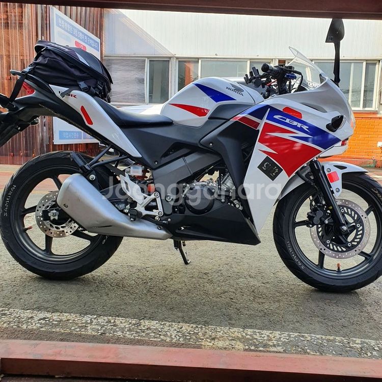 17년식 cbr125 팝니다--0