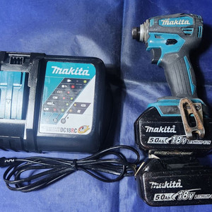 마끼다 18v 충전임팩 DTD172 팝니다