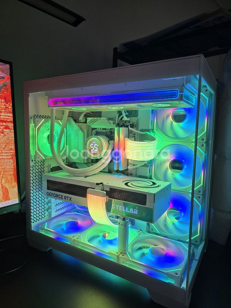 라이젠 9800X3D 5090 리안리 새상품본체 팝니다--1