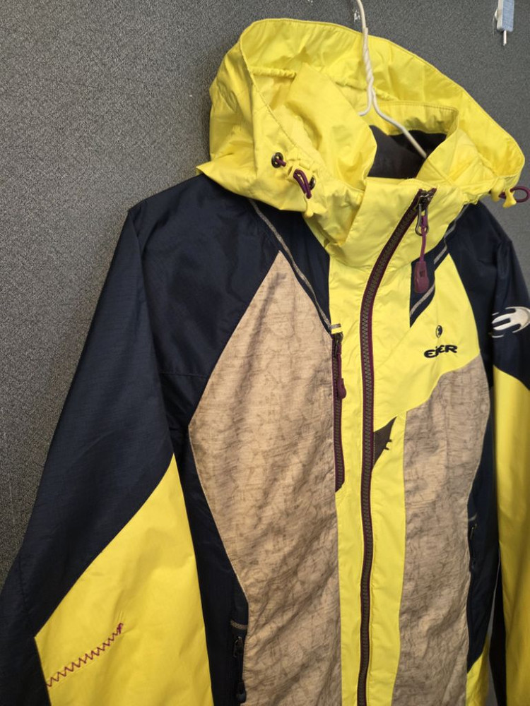 아이더 등산점퍼 (봄.가을용) 이미지