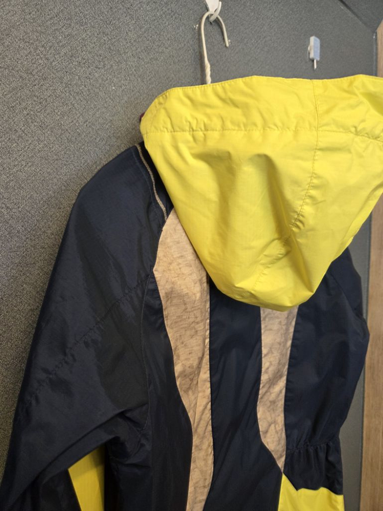 아이더 등산점퍼 (봄.가을용) 이미지