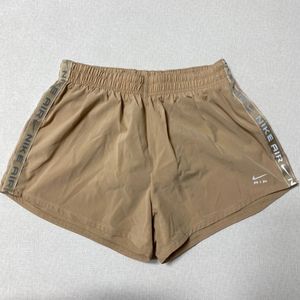 나이키 여자반바지 M사이즈 새상품