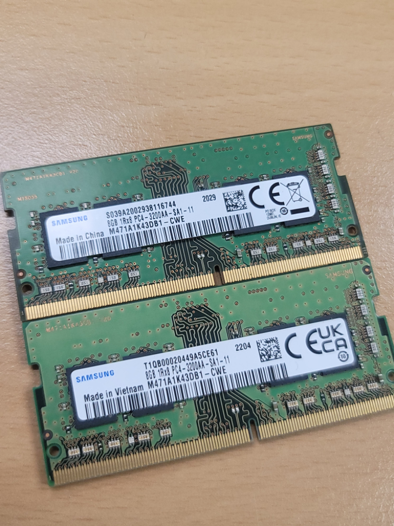 노트북용 ram ddr4 8gb 3200aa * 2개