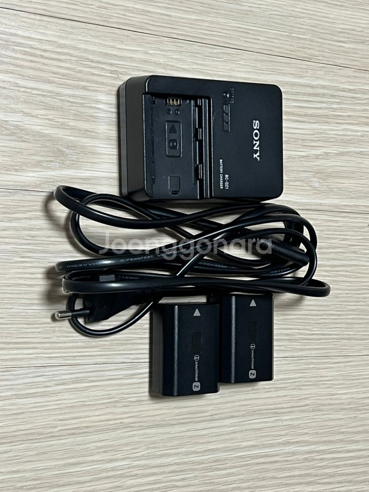 FX30 + 추가배터리 2EA 충전기1EA--0