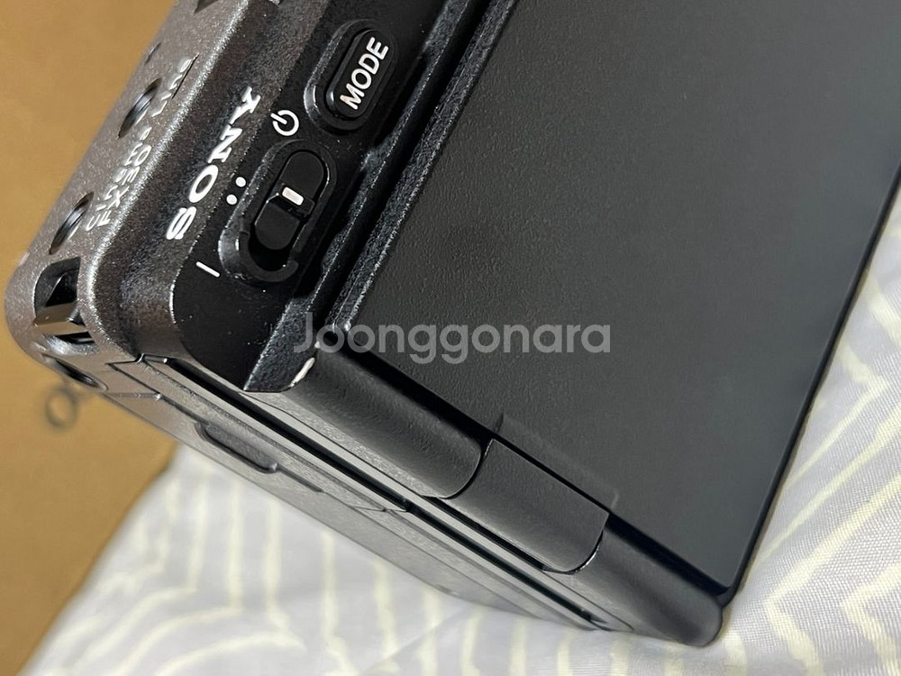 FX30 + 추가배터리 2EA 충전기1EA--4
