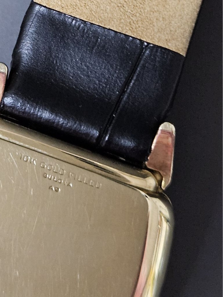 Bulovaㆍ남녀공용 수동태엽식 가죽시계 /SWIS--5