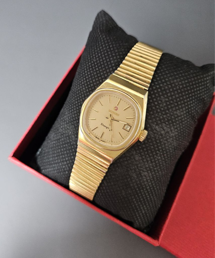 빈티지 Rado 여성용 올금장 수동태엽식 메탈 시계/S--2