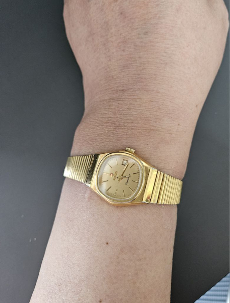 빈티지 Rado 여성용 올금장 수동태엽식 메탈 시계/S--7