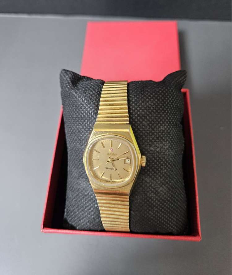 빈티지 Rado 여성용 올금장 수동태엽식 메탈 시계/S--9