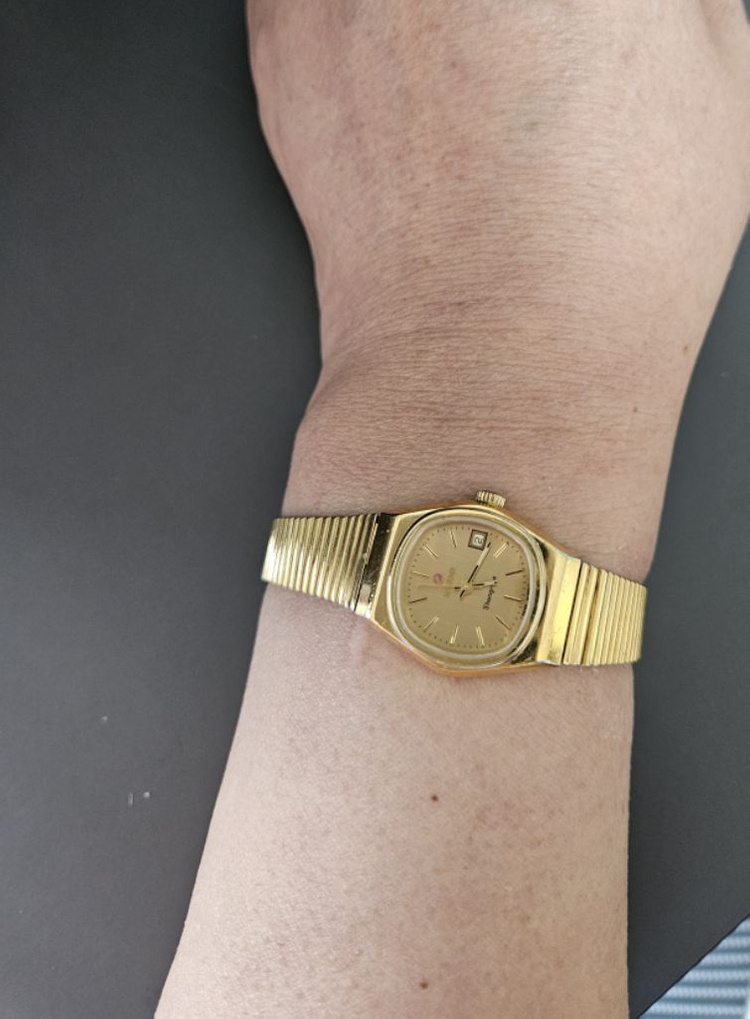 빈티지 Rado 여성용 올금장 수동태엽식 메탈 시계/S--8