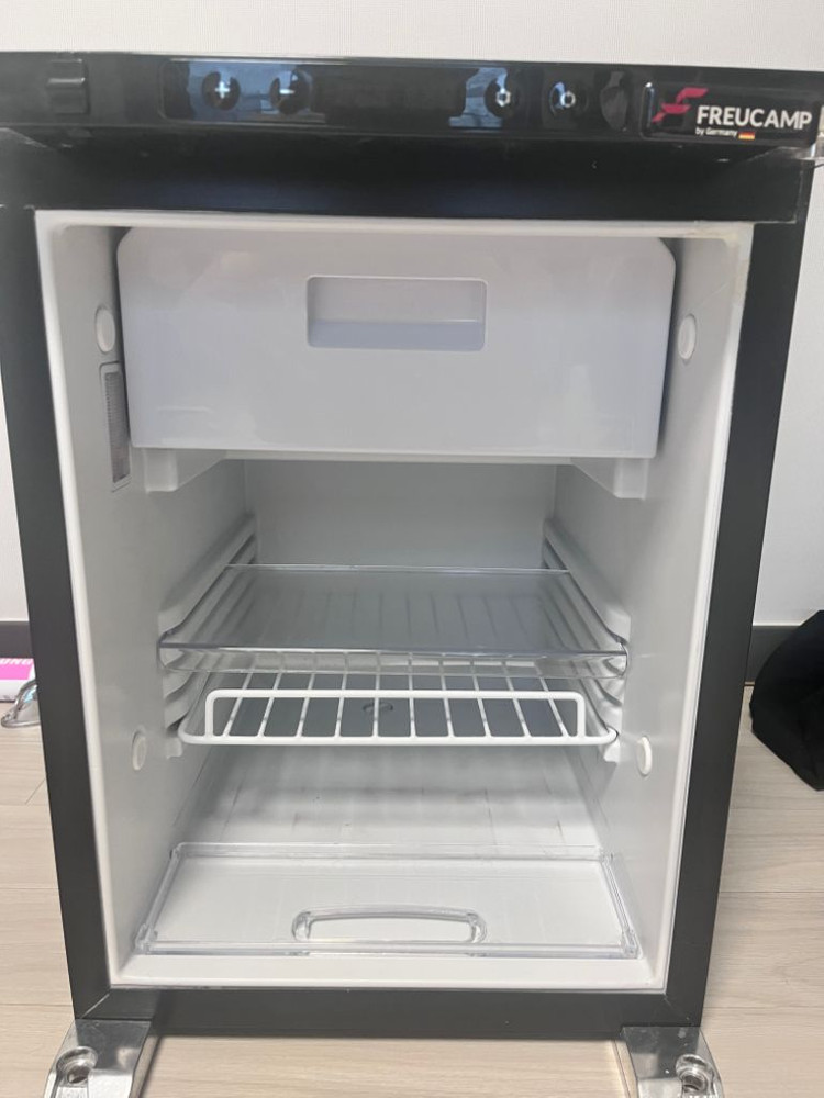 캠핑카 카라반 용품 / DC 냉장고 이미지