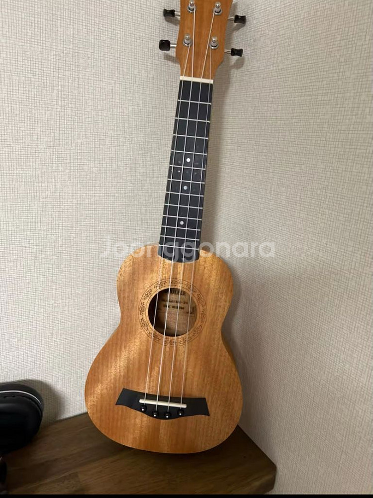 나무 우쿨렐레(택배비포함)--0
