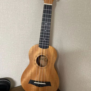 나무 우쿨렐레(택배비포함)