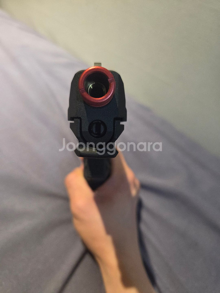 VFC VP9 장난감총 팝니다--4