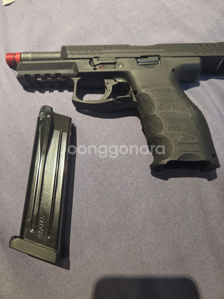 VFC VP9 장난감총 팝니다--7