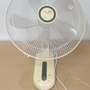 벽걸이형 선풍기 무척시원합니다