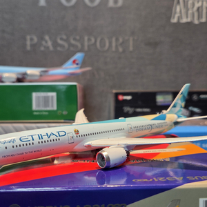 Etihad Airways B787-10 1:400