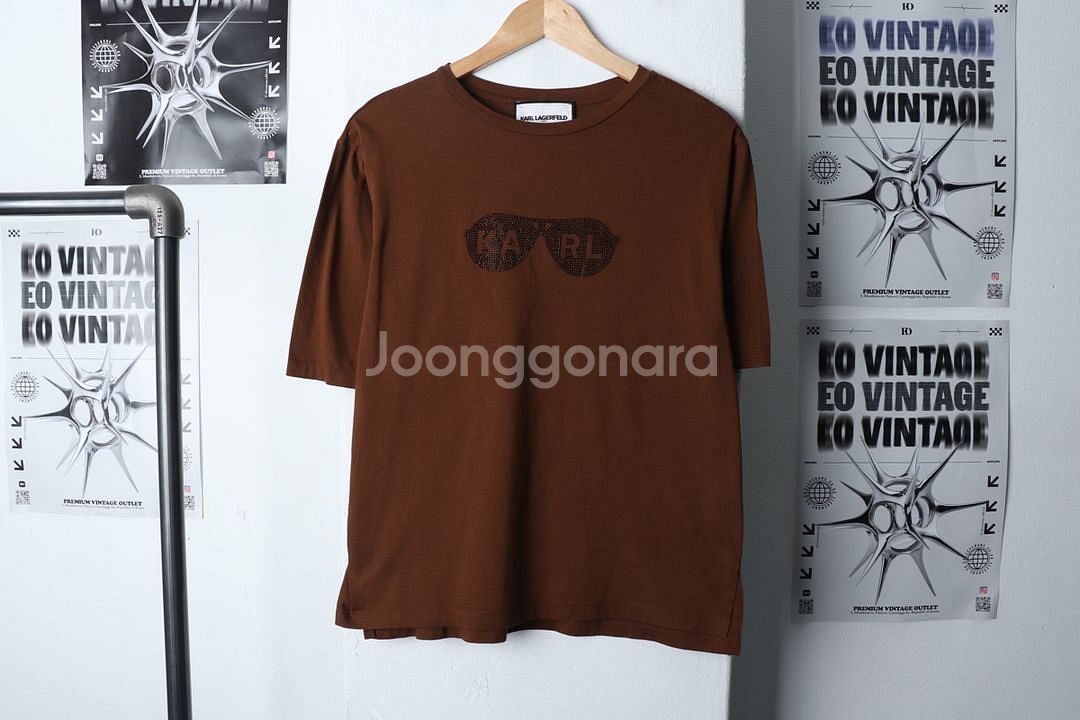W(L) 칼라거펠트 반팔 티셔츠 브라운 빅로고 한정판--1