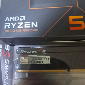 CPU 7600X + DDR5 64기가 램