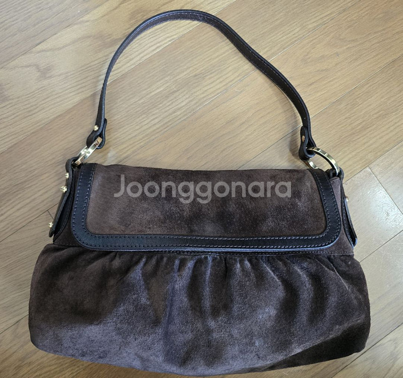 (정품) 펜디 스웨이드 쉐프백 (명품 여자 세무 가방--0