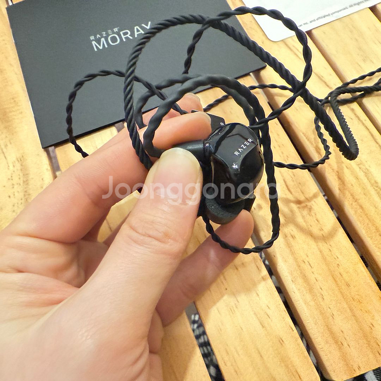 Razer Moray 유선 이어폰 팝니다.--2
