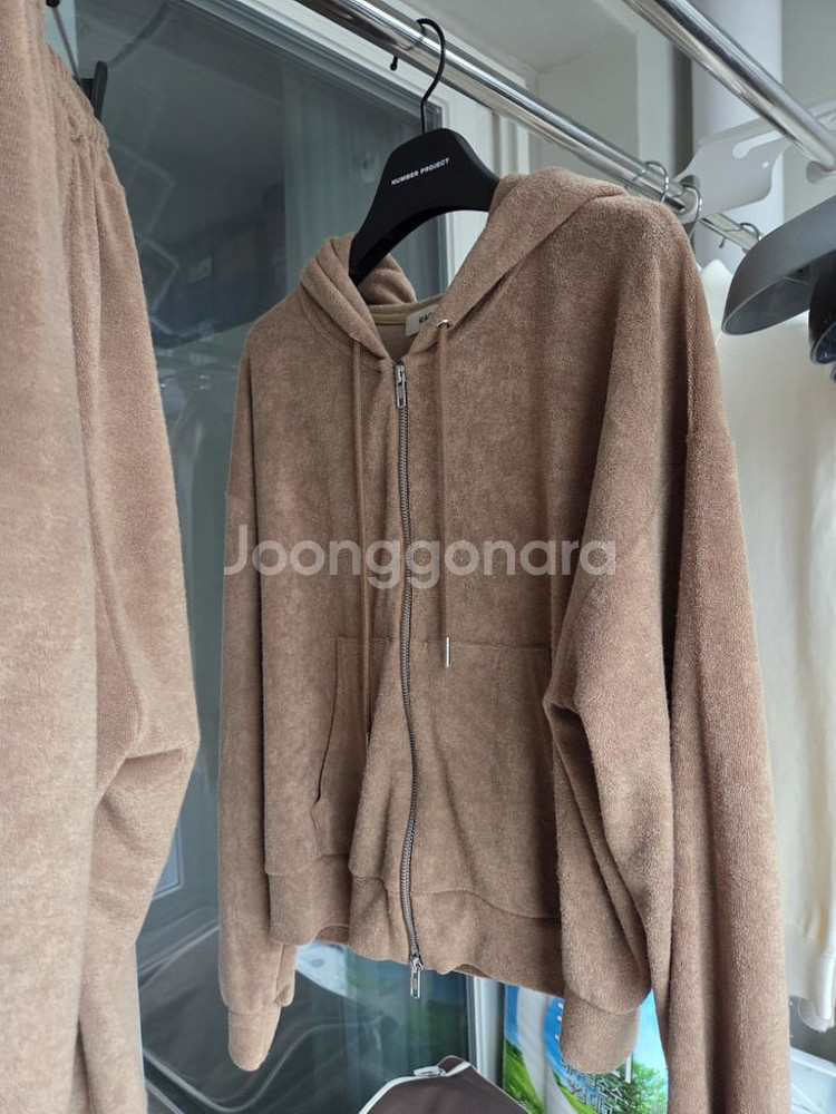 뮤제라 라온 테리 후드집업 조거팬츠--3