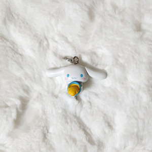 산리오 캐릭터즈 시나모롤 애니멀 가챠 키링 판매