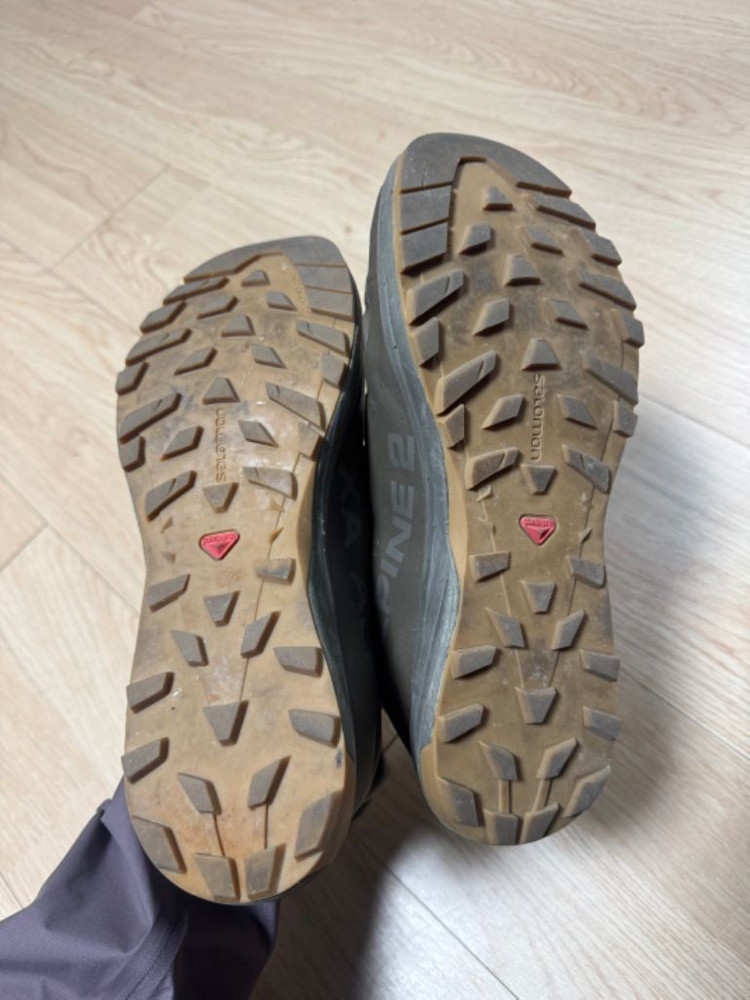 살로몬 xa-alpine2 파스노말스튜디오 이미지