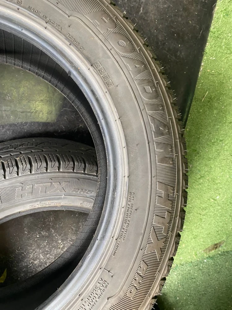 넥센 235-60-18 중고 2개 이미지
