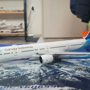 Garuda Air B777-300ER 1:400