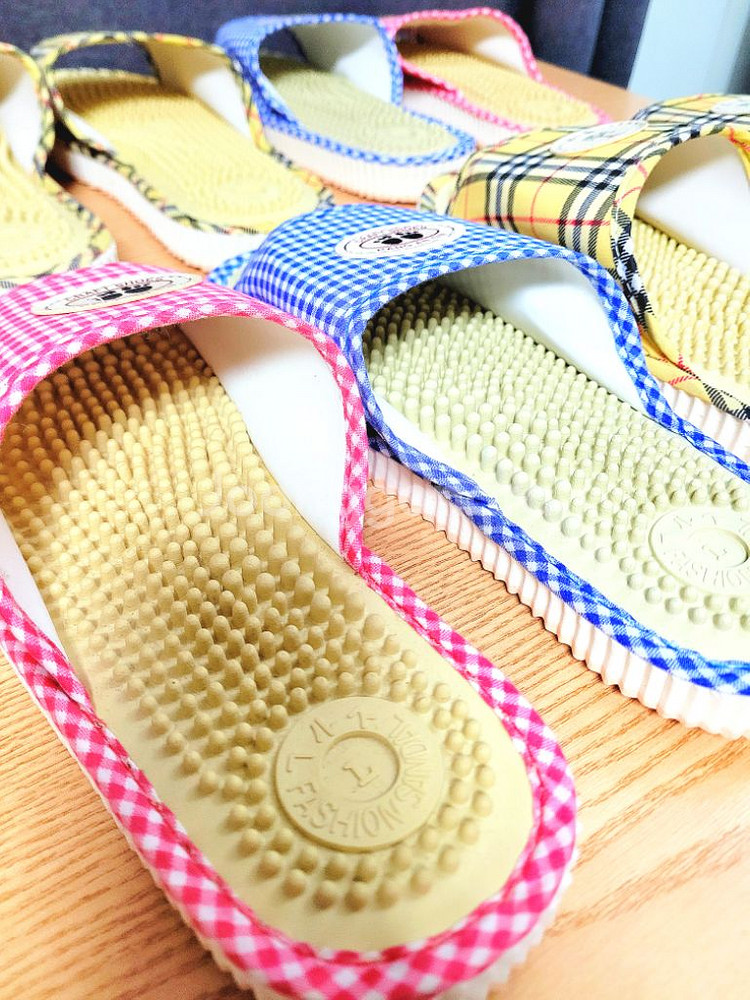 건강 지압 슬리퍼 거실화 층간소음 실내화 총4세트--2