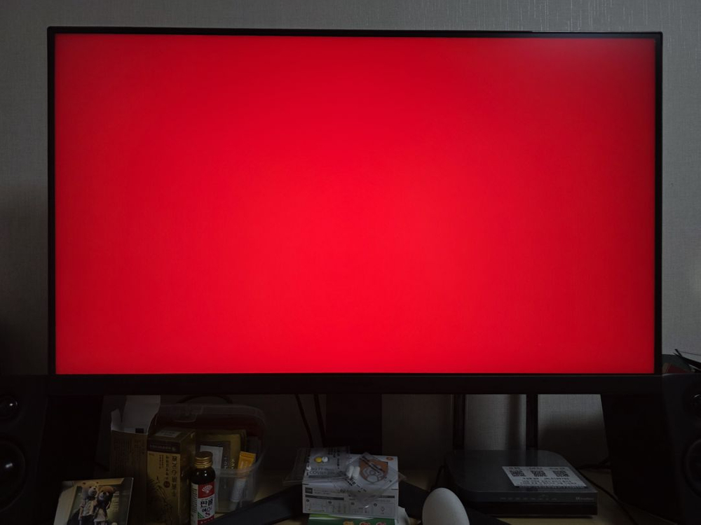 LG 32GR93U 4K모니터 팔아요--2