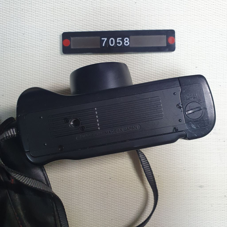 니콘 TW 줌 85 필름카메라 파우치포함--3