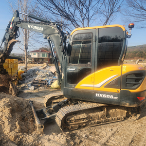 현대HX60MT 굴삭기 02