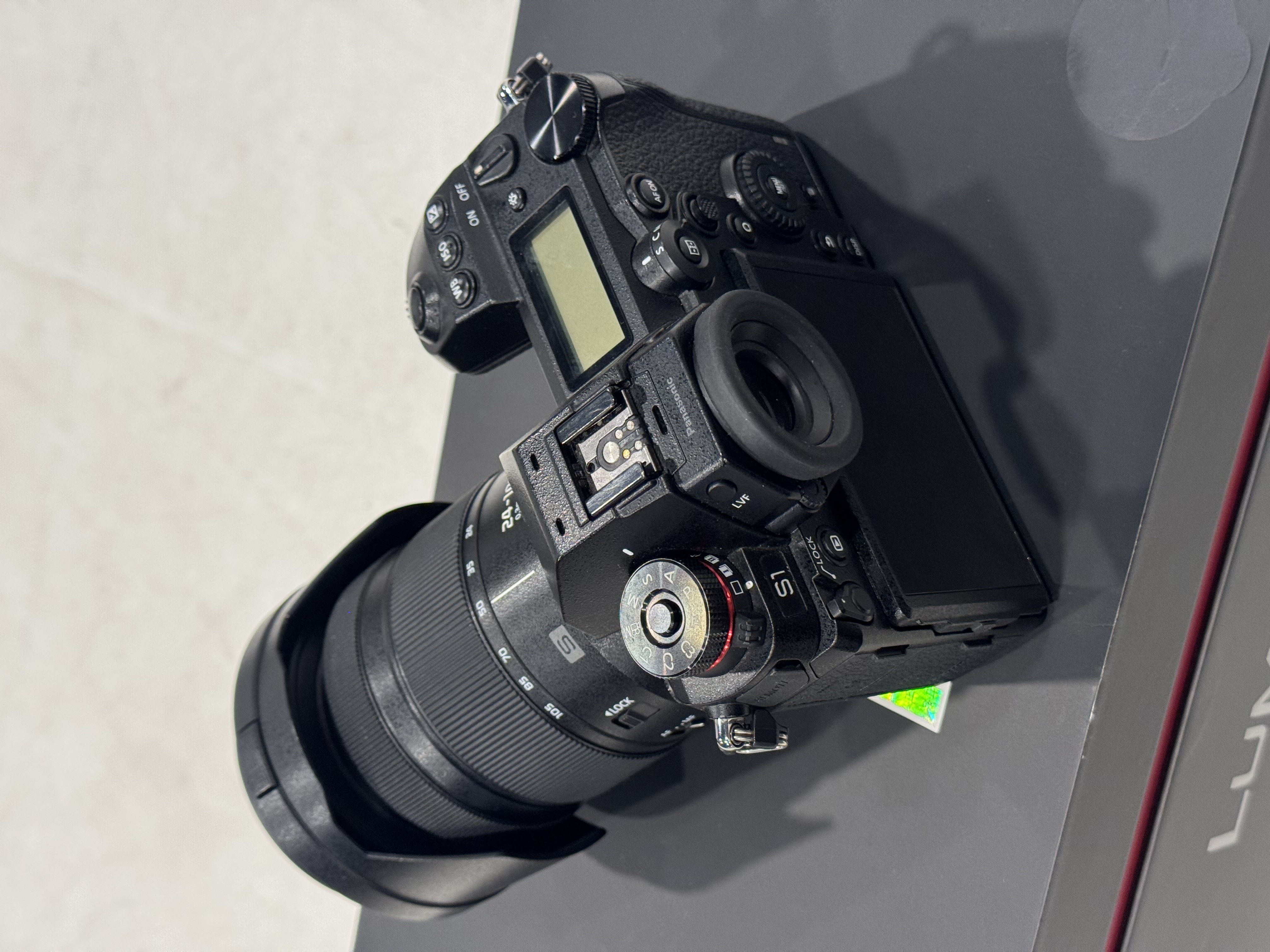 루믹스 S1 + 24-105mm 렌즈