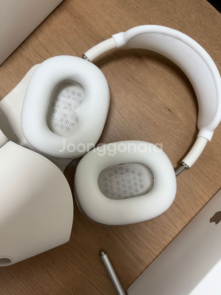 에어팟 맥스 2세대 (usb-c) 스타라이트 팝니다--4
