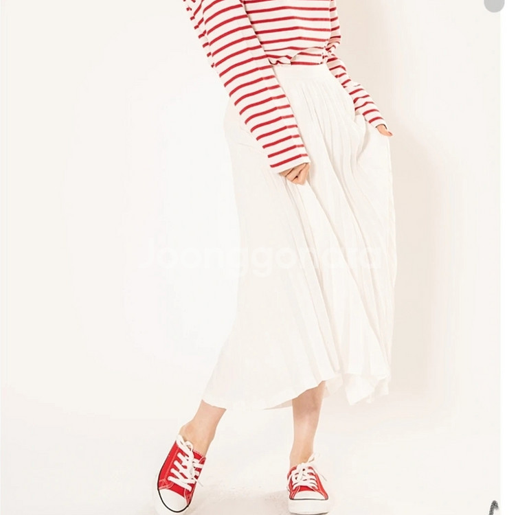 스파오 플리츠 롱스커트 아코디언 화이트 치마 새상품--1
