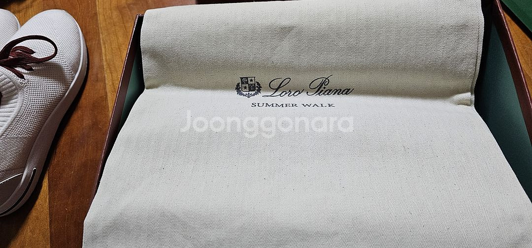 로로피아나 신발상자 및 구성품--5