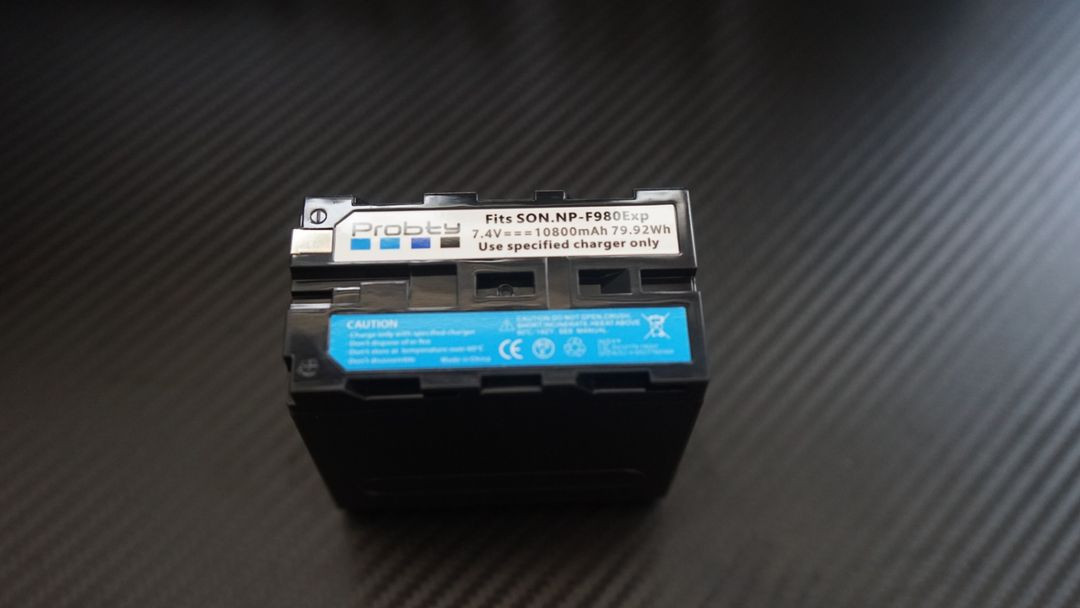소니 캠코더 호환용 배터리 NP-F970 판매합니다--3