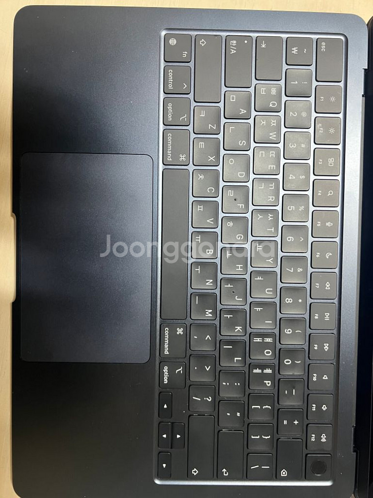 맥북에어 M2 13(SSD256 RAM16)--1