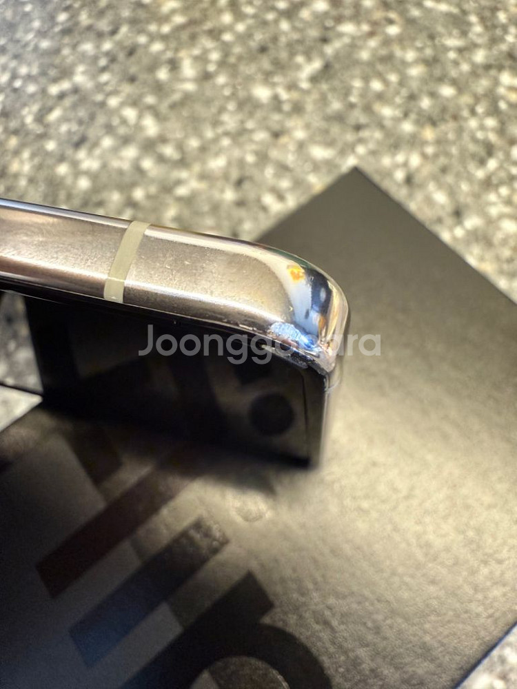 갤럭시 Z플립4 256 화이트--7
