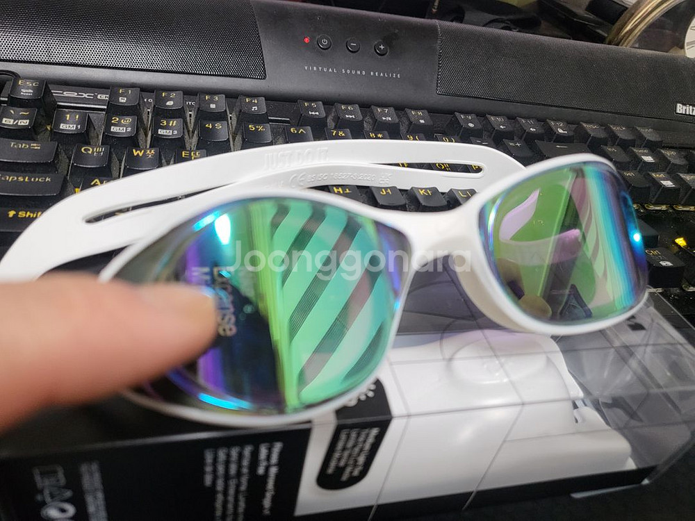 나이키 익스펜스 미러 수경 화이트 판매--1