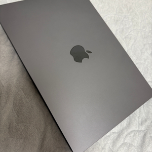 맥북에어13 M3 256GB 스그판매해요