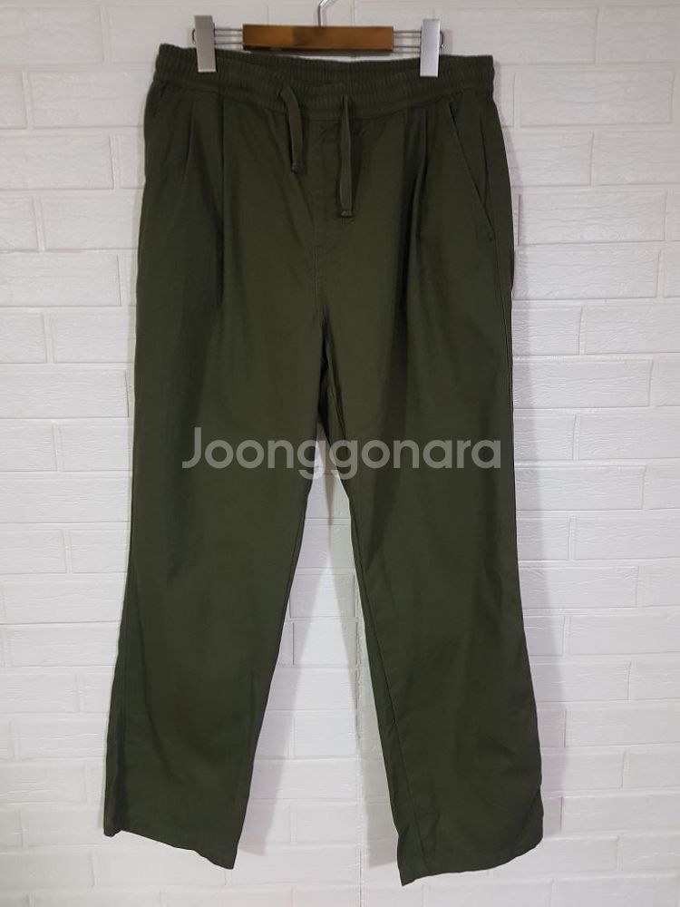 [33] Lee 코튼 와이드핏 투턱 밴딩팬츠 카키--0